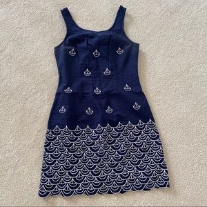 Adorable summer mini dress w/scalloped hem